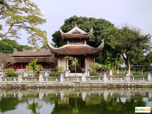 Văn Miếu Mao Điền, Đền Tranh, Chùa Nôm